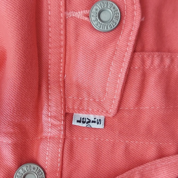 Levi's Levi Strauss & Co Coral Button Stretchy Denim Vest, Size Small, Like New - Picture 2 of 9